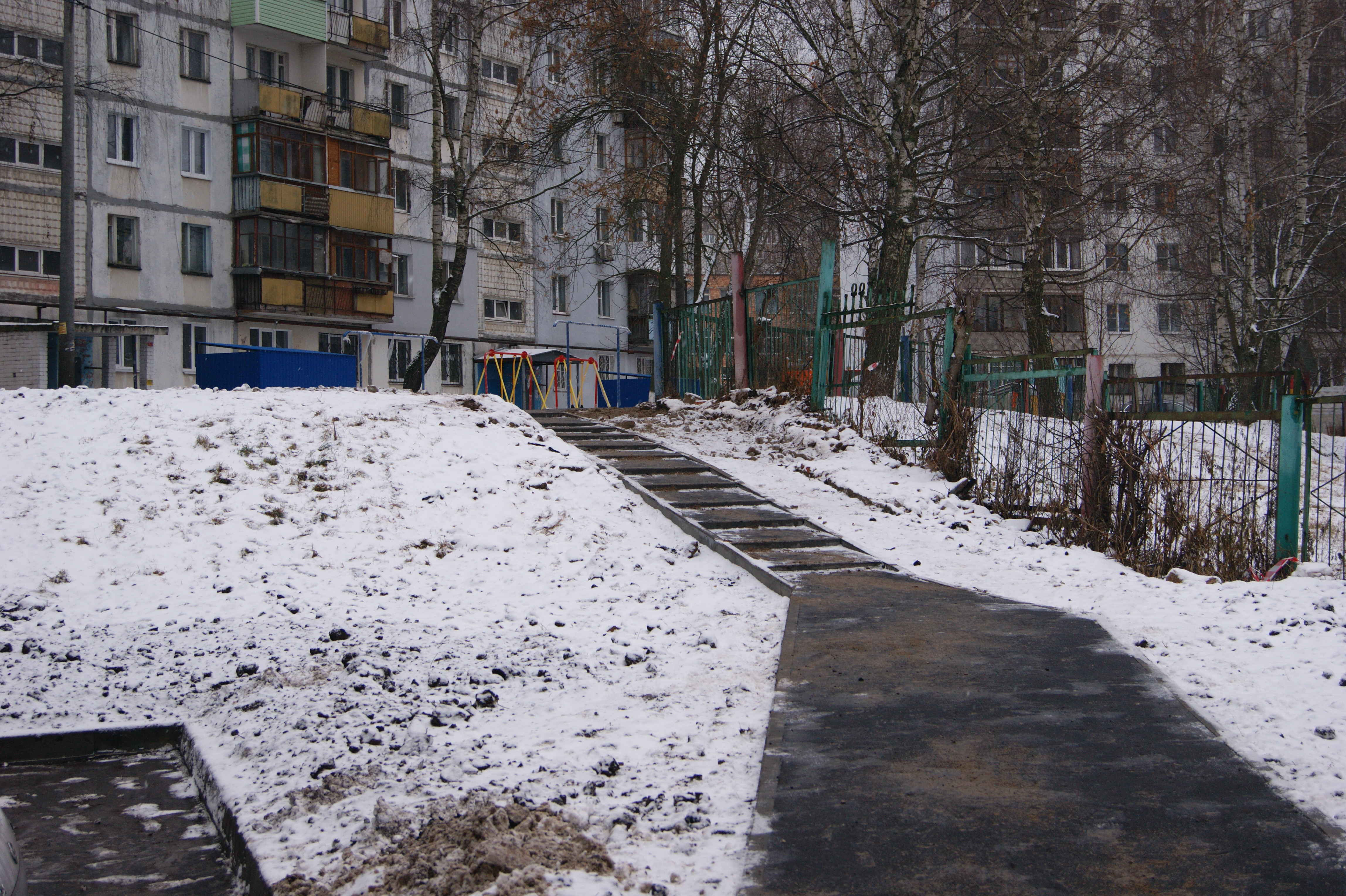 Ул дворовая нижний новгород. Улица Малиновского Нижний Новгород. Нижний Новгород дворы. Бурнаковская Низина проект благоустройства. Нижний Новгород благоустройство дворов.