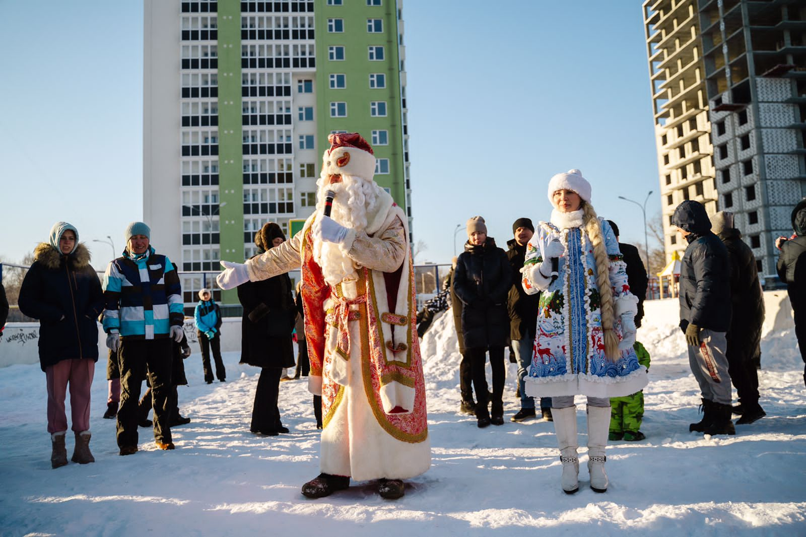 Более 15 тысяч нижегородцев приняли участие в новогодних праздниках в  рамках акции «Новый год – в каждый двор» - Официальный сайт администрации  города Нижнего Новгорода