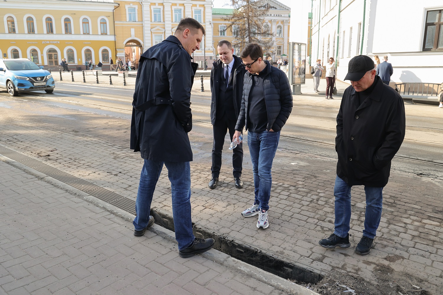 Юрий Шалабаев: «Деревья высадят на Большой Покровской, на участке от  площади Минина до трамвайных путей» - Официальный сайт администрации города  Нижнего Новгорода