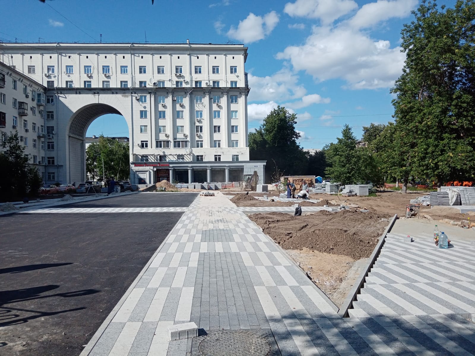 Автозаводская администрация нижний новгород сайт. Администрация Автозаводского района Нижний Новгород. Сквер на улице культуры Нижний Новгород. Администрация Автозаводского района внутри. Сквер Ильича Нижний Новгород качели.