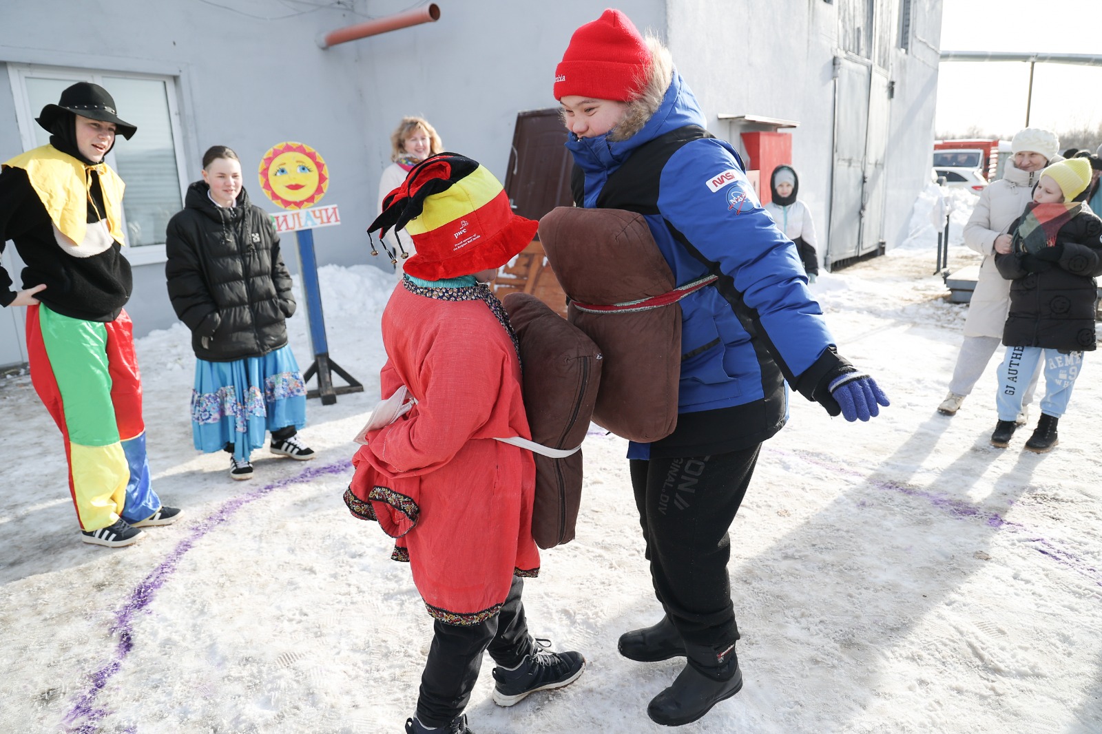 Широкая масленица» прошла для воспитанников нижегородского зооцентра  «Надежда» - Официальный сайт администрации города Нижнего Новгорода