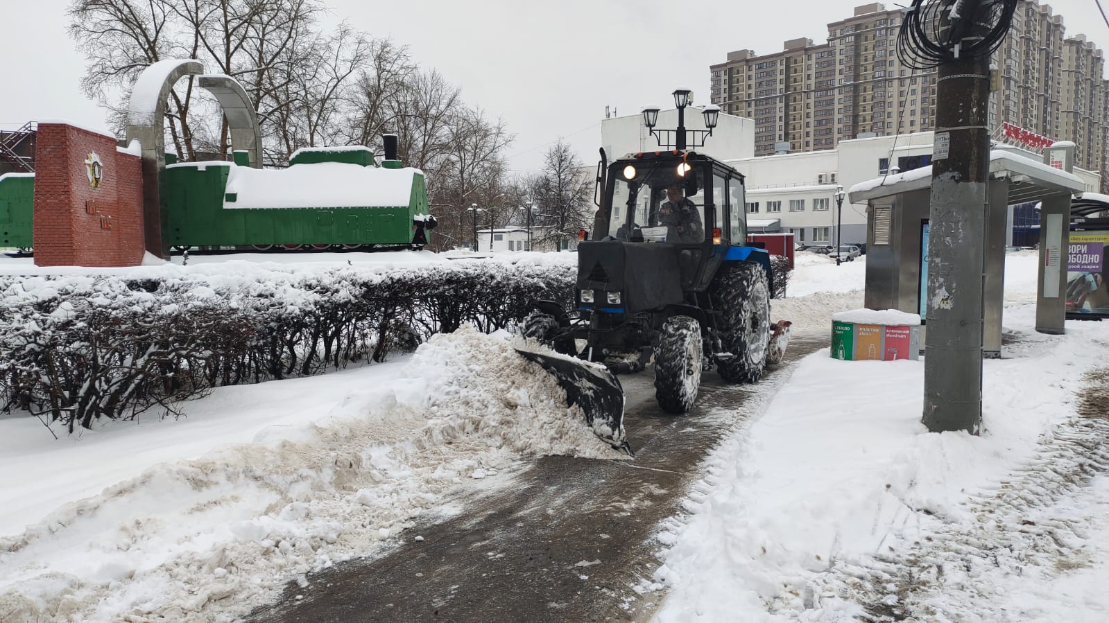 Более 15 тысяч кубометров снега вывезли с дорог Нижнего Новгорода за  минувшие сутки - Официальный сайт администрации города Нижнего Новгорода